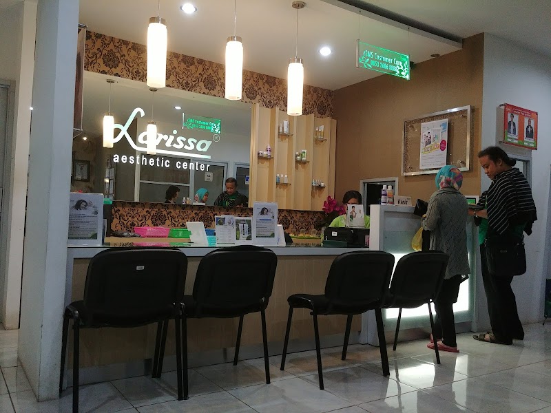 Geni Eyewear's Wooden Frames: Eye Health with a Local Cilacap Touch